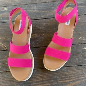 Steve Madden Bandi Pink Platform Sandals Size 9